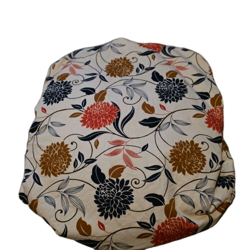 Tang Depot Pillow Cover  18 x 18 Crisp Assorted Fall Colors of Mums & Leaves